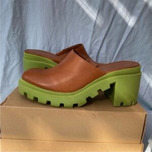 Gianni Bini Brown and Green Chunky Mules